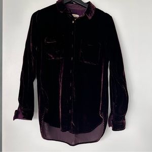 ❗️MUST GO❗️Anthropologie • Button Up Top